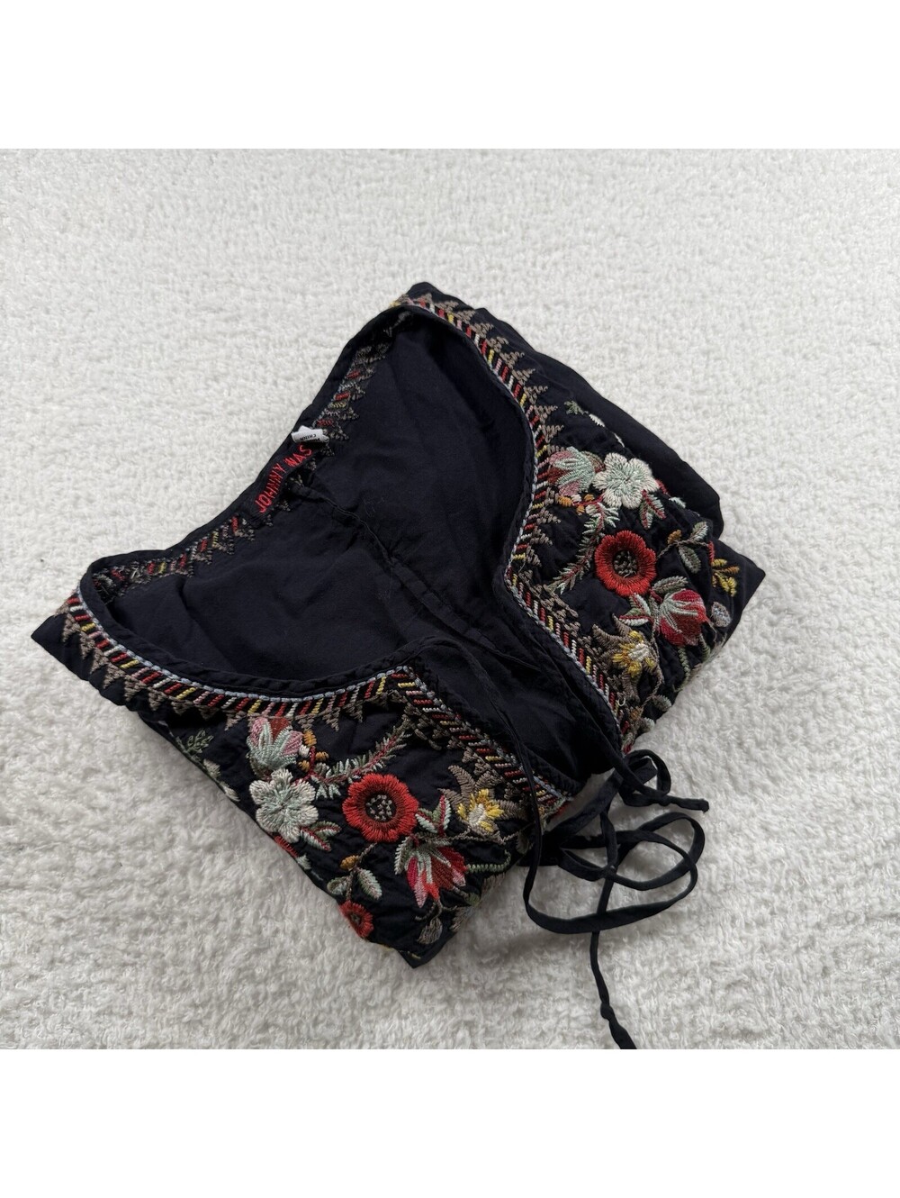 Johnny Was M Black Floral Embroidered Tunic Blouse Boho Bell Sleeve Beautiful